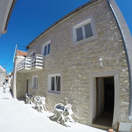 Apartments And Rooms By The Sea Bibinje, Zadar - 6199 Esterno foto