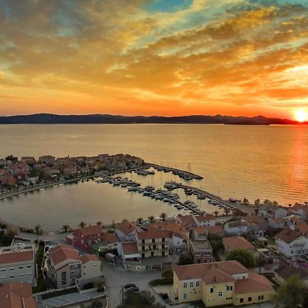Apartments And Rooms By The Sea Bibinje, Zadar - 6199 Esterno foto