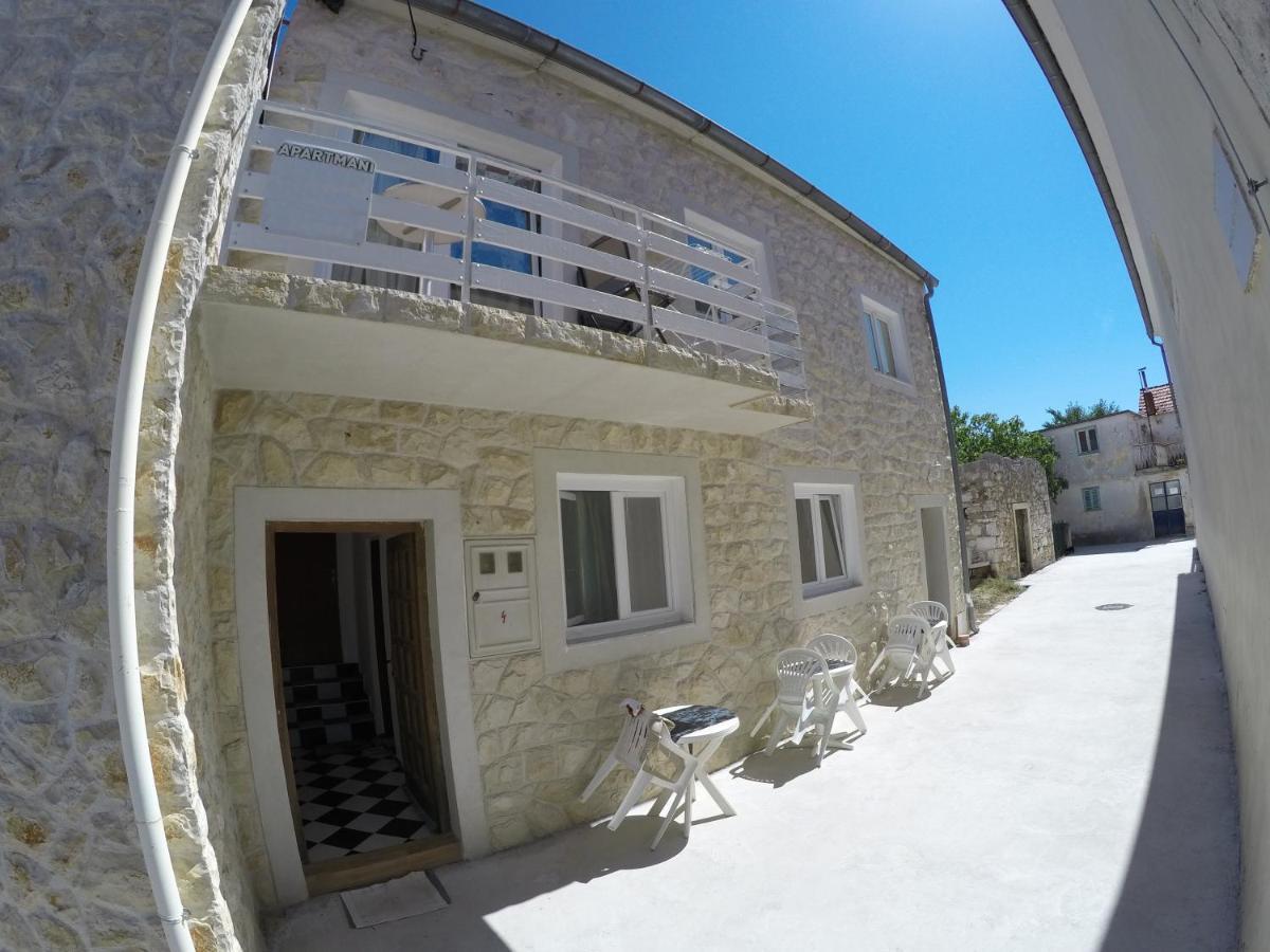 Apartments And Rooms By The Sea Bibinje, Zadar - 6199 Esterno foto